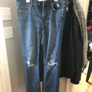 Women’s Abercrombie jeans 4